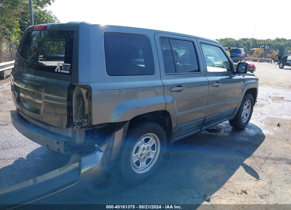 2011 JEEP PATRIOT VIN: 1J4NT1GA8BD285635