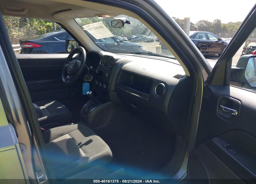 2011 JEEP PATRIOT VIN: 1J4NT1GA8BD285635