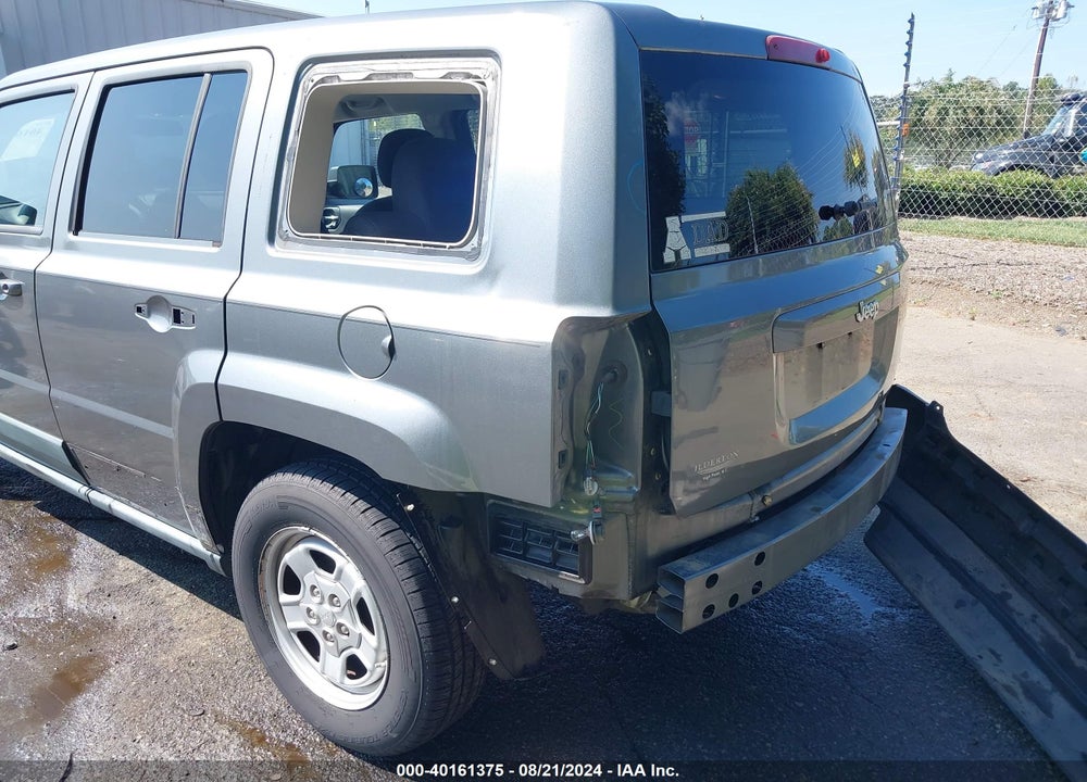 2011 JEEP PATRIOT VIN: 1J4NT1GA8BD285635