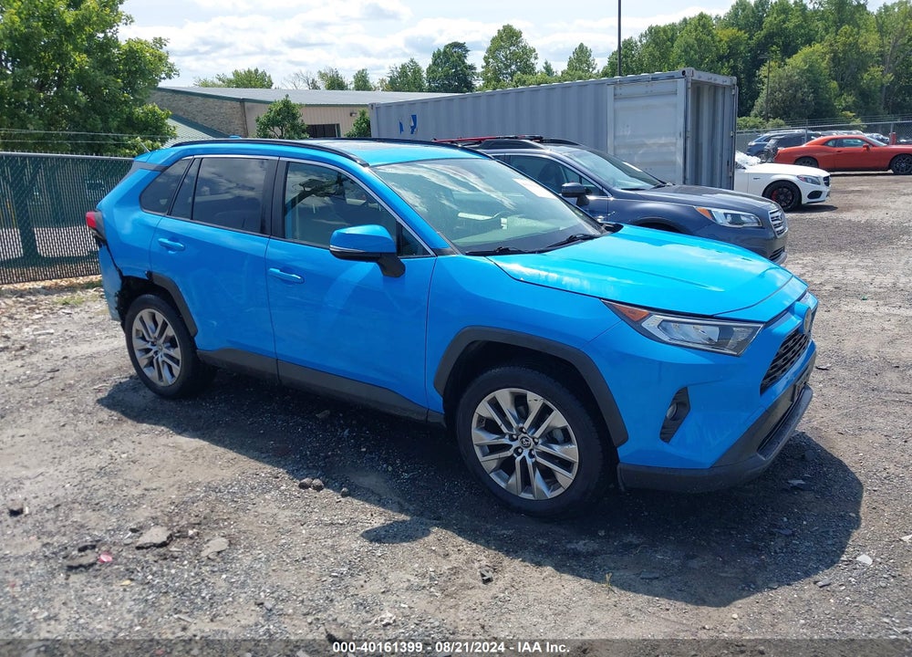 2019 TOYOTA RAV4 XLE PREMIUM VIN: JTMA1RFV3KD022417