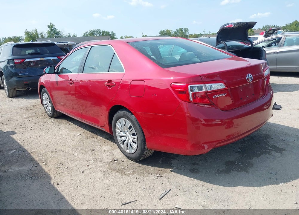 2013 TOYOTA CAMRY LE VIN: 4T1BF1FK2DU721548