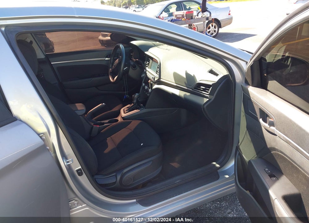 2020 HYUNDAI ELANTRA VALUE EDITION VIN: 5NPD84LF0LH589611