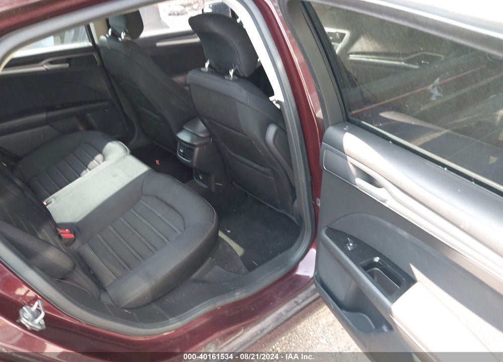 2013 FORD FUSION SE VIN: 3FA6P0HR9DR161743