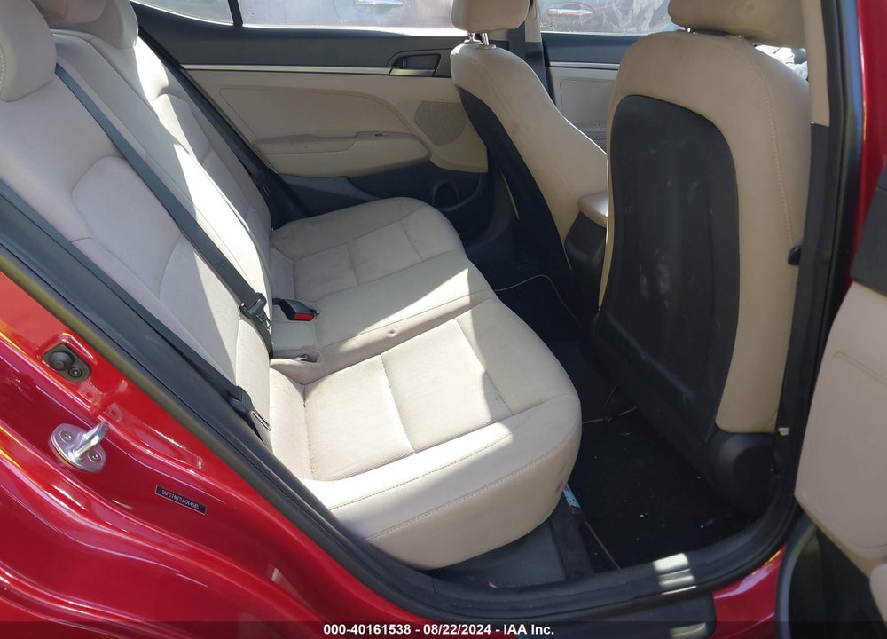 2018 HYUNDAI ELANTRA SE VIN: 5NPD74LF0JH264585