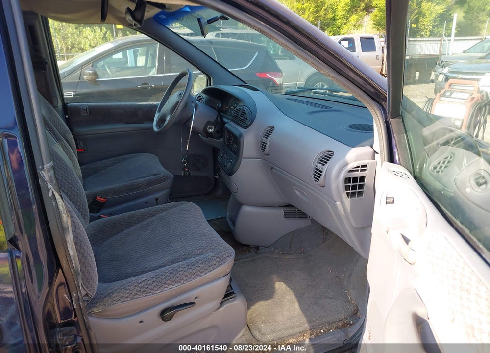 1999 DODGE GRAND CARAVAN SE VIN: 1B4GP44G9XB821201