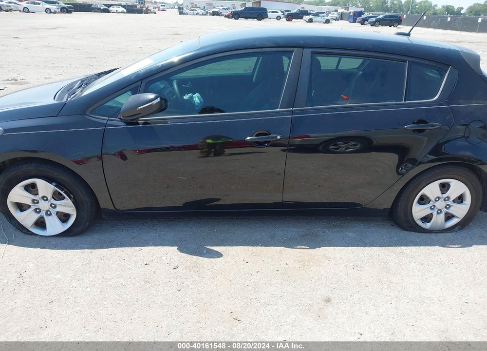 2017 KIA FORTE LX VIN: KNAFK5A8XH5712050
