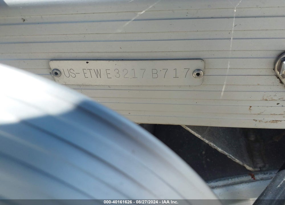 2017 BENNINGTON OTHER VIN: ETWE3217B717