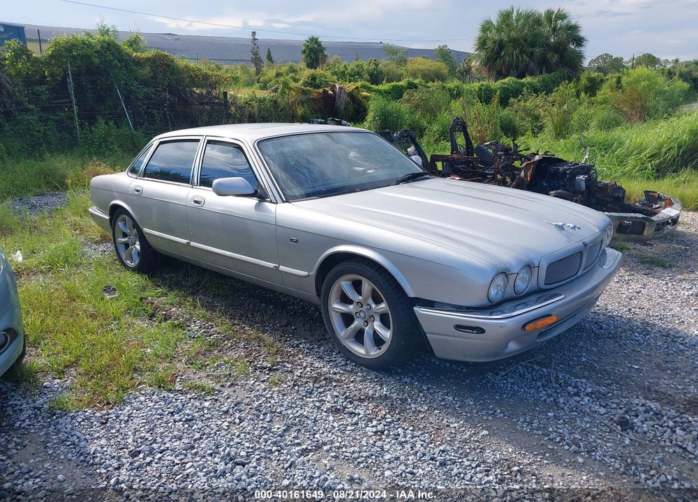 2001 JAGUAR XJR VIN: SAJDA15BX1MF26973