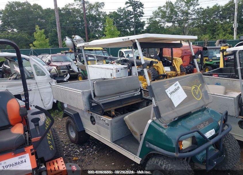 2010 CLUB CAR GOLF CART VIN: XG1021-098438
