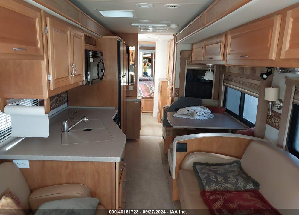 2006 FREIGHTLINER CHASSIS X LINE MOTOR HOME VIN: 4UZACJDC86CW57492