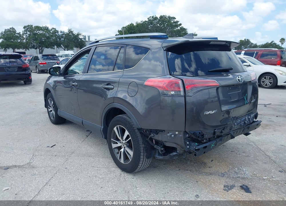 2017 TOYOTA RAV4 XLE VIN: JTMWFREV4HJ714902