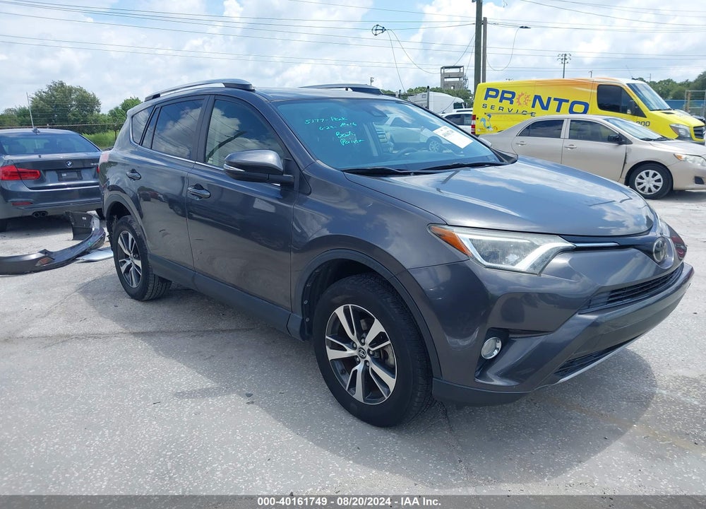 2017 TOYOTA RAV4 XLE VIN: JTMWFREV4HJ714902