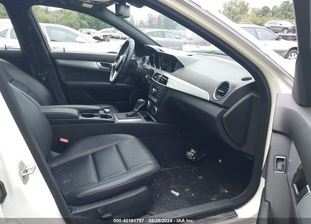 2014 MERCEDES-BENZ C 300 LUXURY 4MATIC/SPORT 4MATIC VIN: WDDGF8AB3EA943082