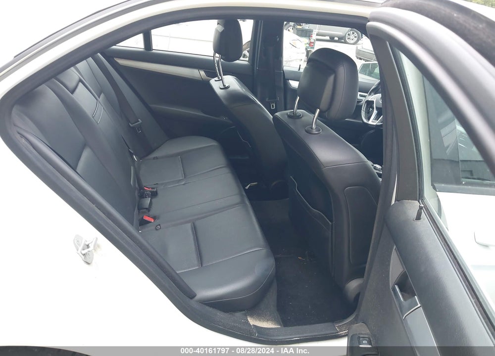 2014 MERCEDES-BENZ C 300 LUXURY 4MATIC/SPORT 4MATIC VIN: WDDGF8AB3EA943082
