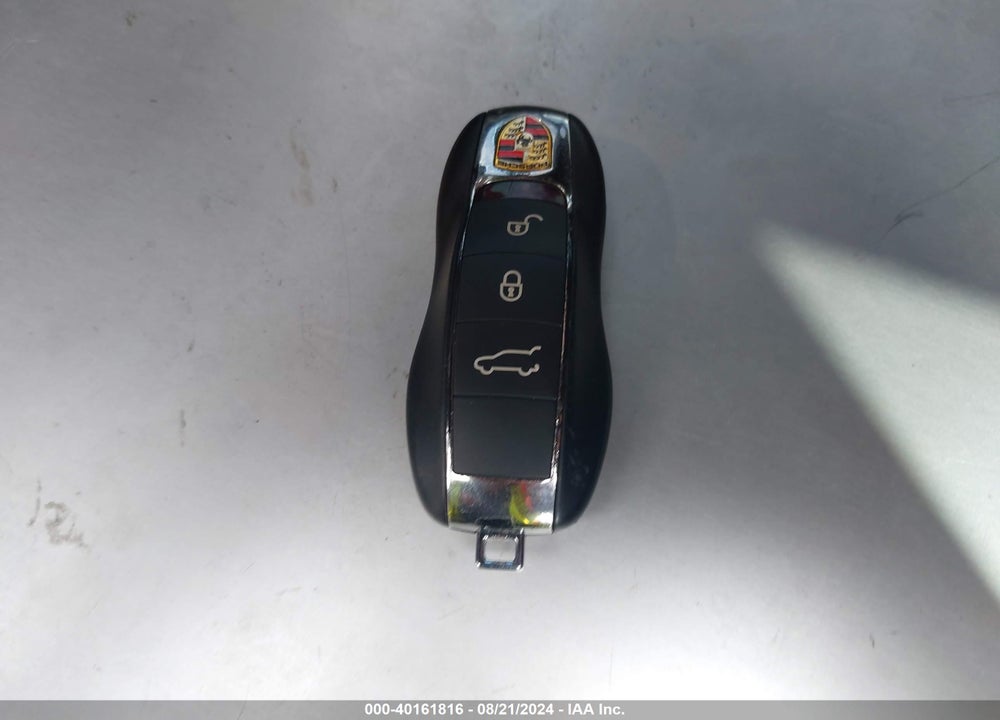 2015 PORSCHE MACAN S VIN: WP1AB2A5XFLB59568