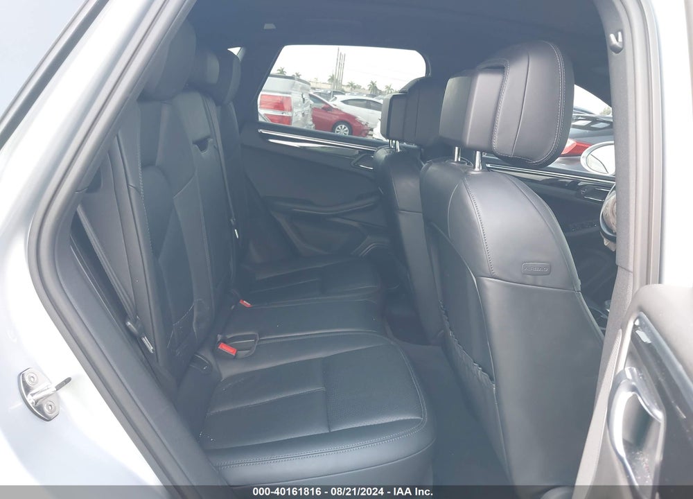 2015 PORSCHE MACAN S VIN: WP1AB2A5XFLB59568