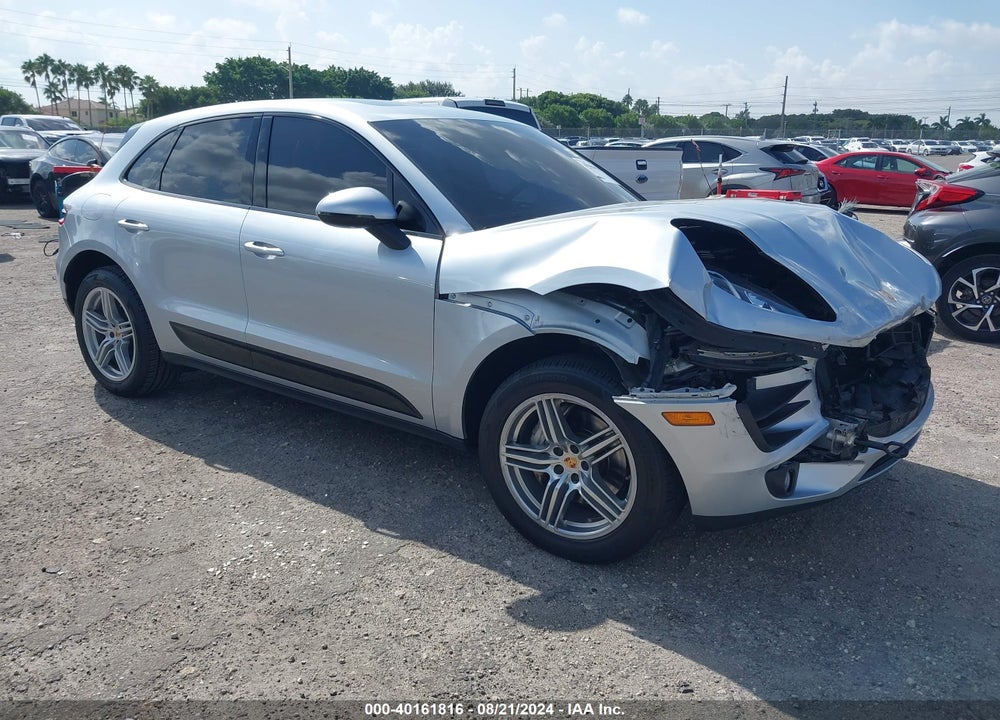 2015 PORSCHE MACAN S VIN: WP1AB2A5XFLB59568