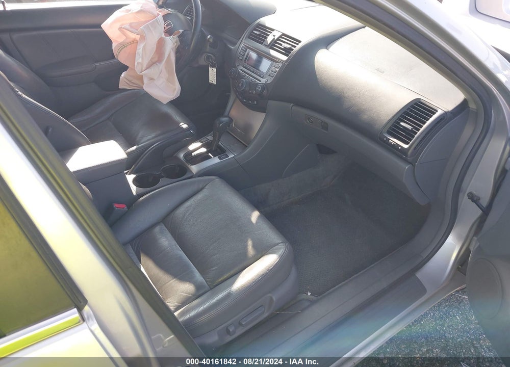 2007 HONDA ACCORD 3.0 EX VIN: 1HGCM66567A094415