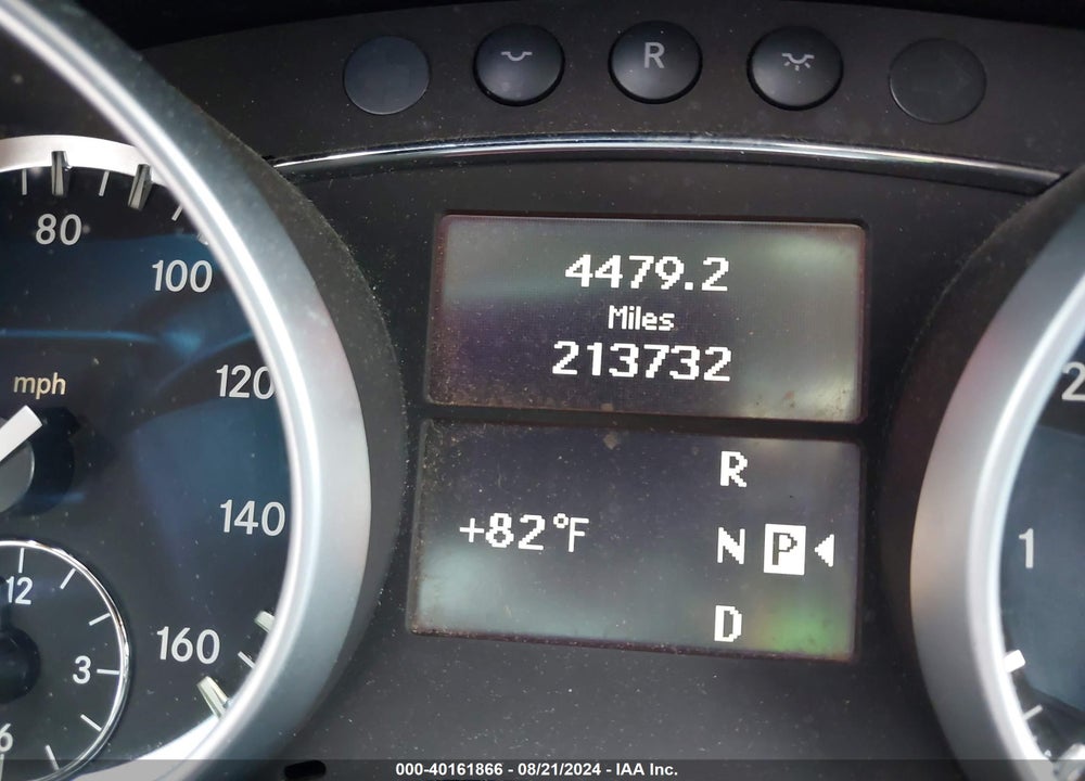 2011 MERCEDES-BENZ GL 450 4MATIC VIN: 4JGBF7BE4BA670247