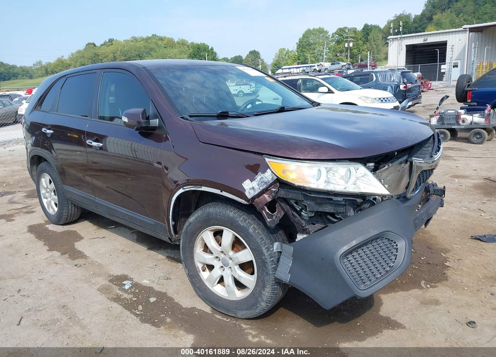 2011 KIA SORENTO LX VIN: 5XYKT3A17BG079771