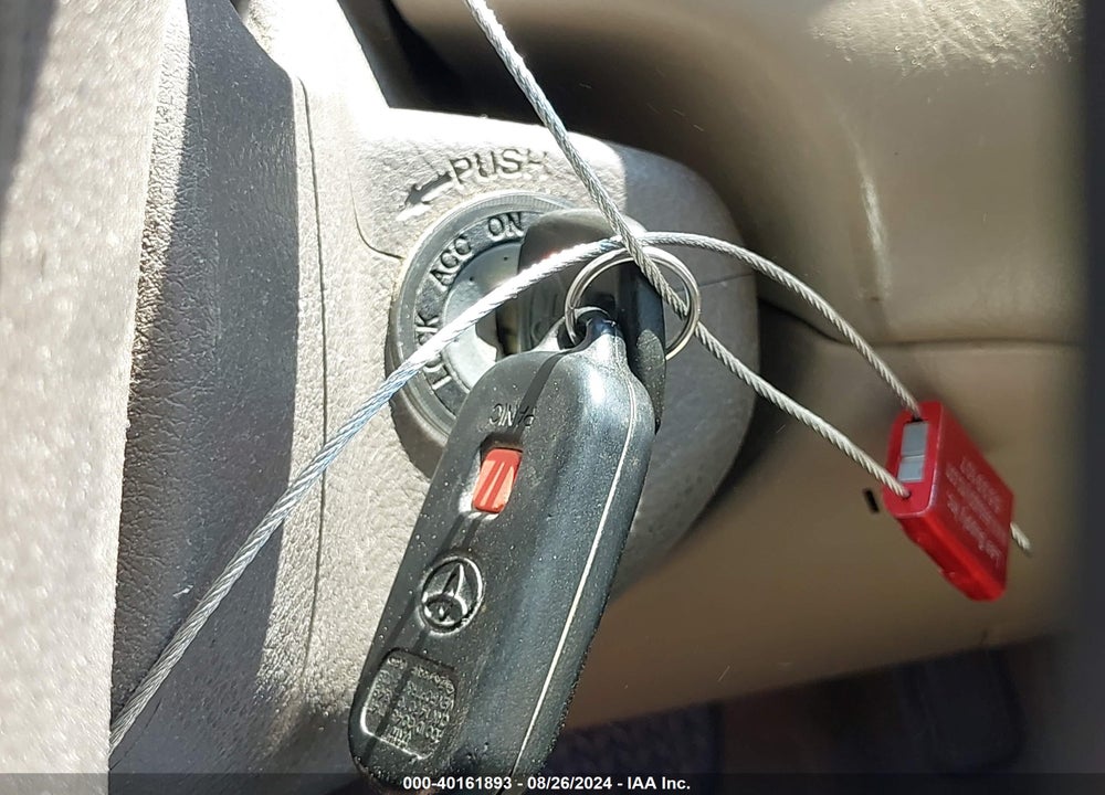 2005 TOYOTA CAMRY LE VIN: 4T1BE32K85U979725