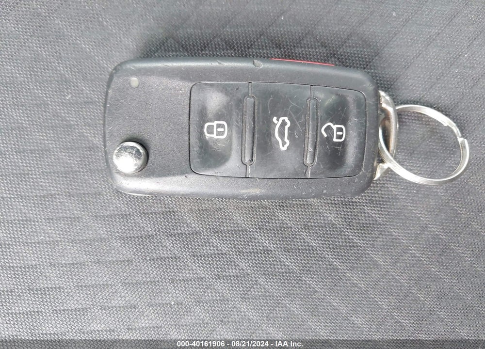 2015 VOLKSWAGEN JETTA 1.8T SE VIN: 3VWD17AJXFM411942