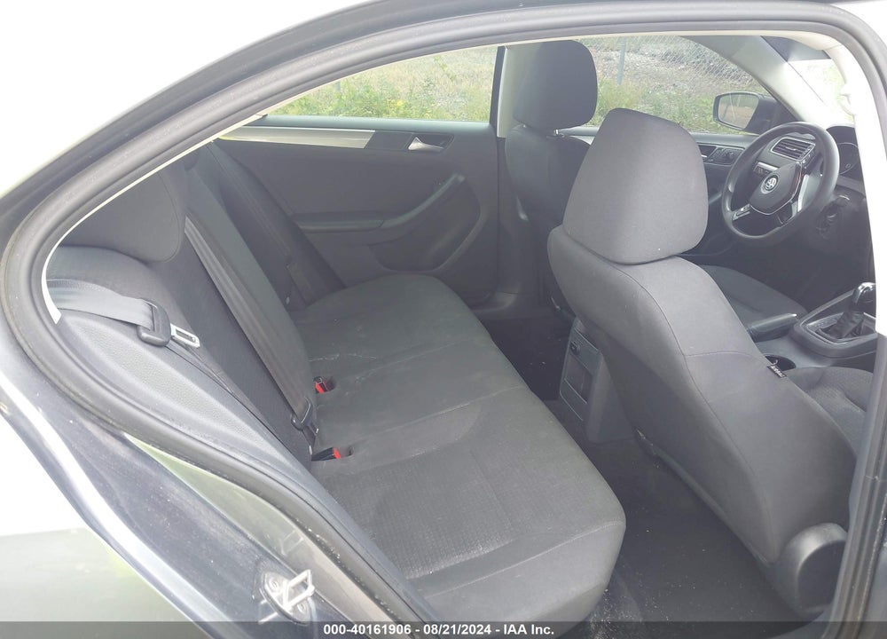 2015 VOLKSWAGEN JETTA 1.8T SE VIN: 3VWD17AJXFM411942