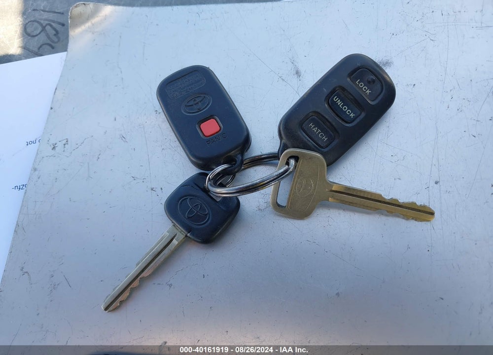 2003 TOYOTA MATRIX/XR VIN: 2T1KR32E83C041639