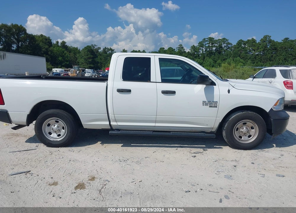 2019 RAM 1500 CLASSIC TRADESMAN QUAD CAB 4X2 6'4 BOX VIN: 1C6RR6FG0KS514692