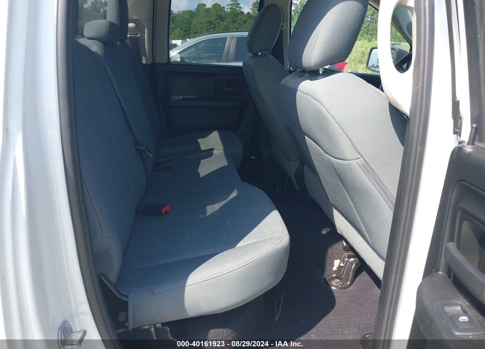 2019 RAM 1500 CLASSIC TRADESMAN QUAD CAB 4X2 6'4 BOX VIN: 1C6RR6FG0KS514692