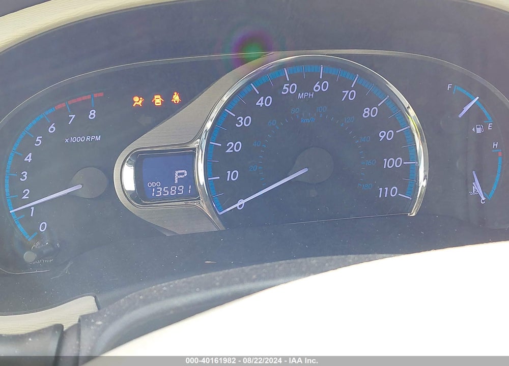 2014 TOYOTA SIENNA XLE V6 8 PASSENGER VIN: 5TDYK3DC4ES478249