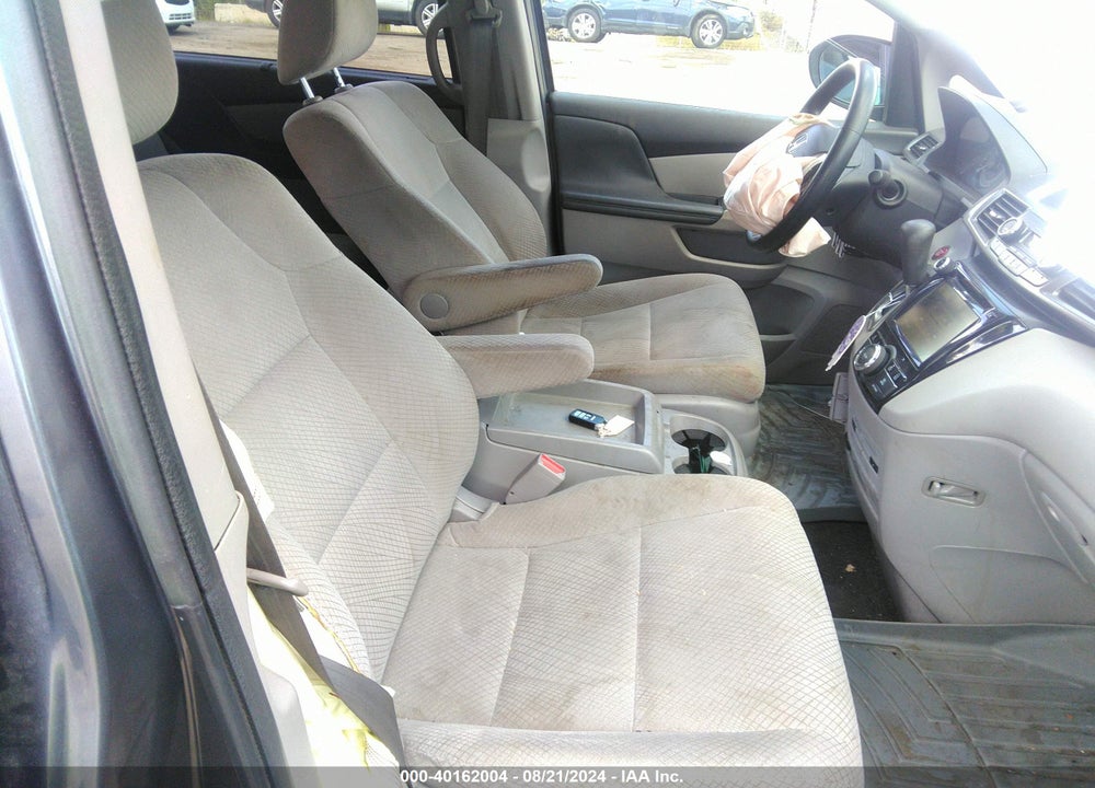 2016 HONDA ODYSSEY SE VIN: 5FNRL5H30GB113078
