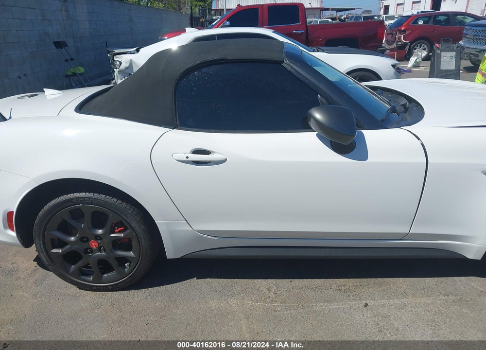 2017 FIAT 124 SPIDER ELABORAZIONE ABARTH VIN: JC1NFAEKXH0130400