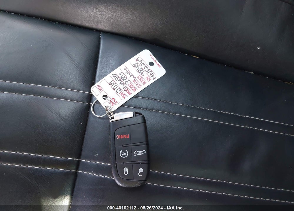 2018 CHRYSLER 300 300S VIN: 2C3CCABG2JH269848