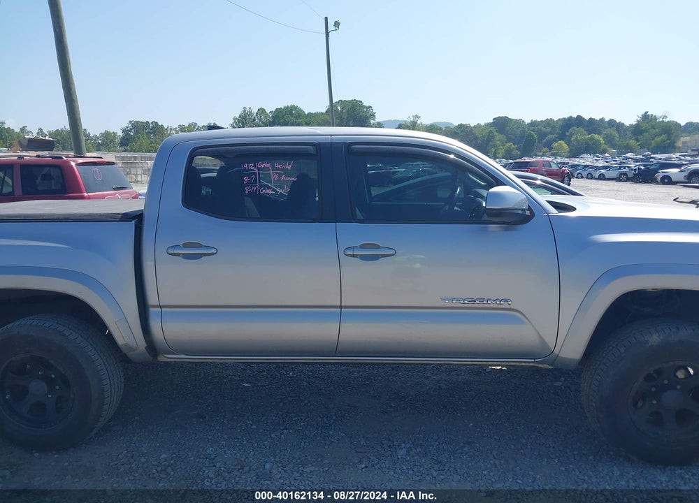 2018 TOYOTA TACOMA SR5 V6 VIN: 3TMAZ5CN9JM075311