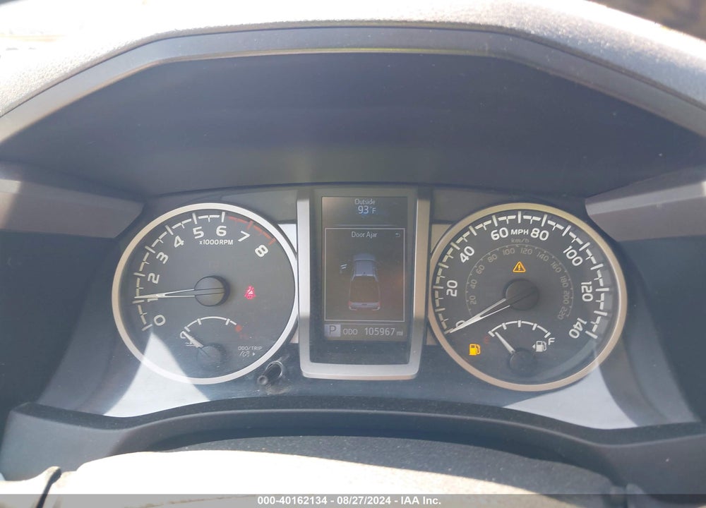 2018 TOYOTA TACOMA SR5 V6 VIN: 3TMAZ5CN9JM075311
