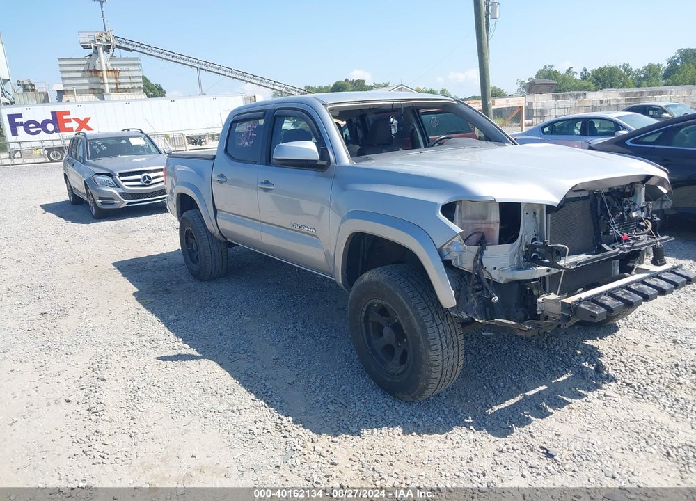 2018 TOYOTA TACOMA SR5 V6 VIN: 3TMAZ5CN9JM075311