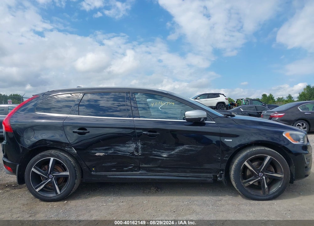 2016 VOLVO XC60 T6 DRIVE-E R-DESIGN PLATINUM VIN: YV449MRS9G2876726