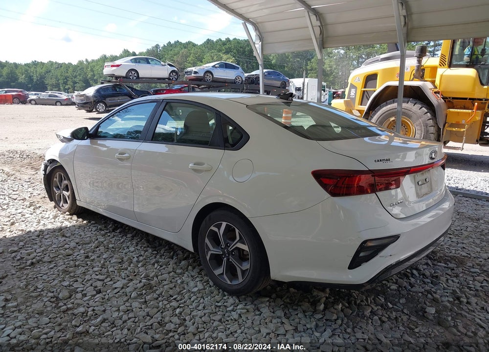 2019 KIA FORTE LXS VIN: 3KPF24AD6KE040493