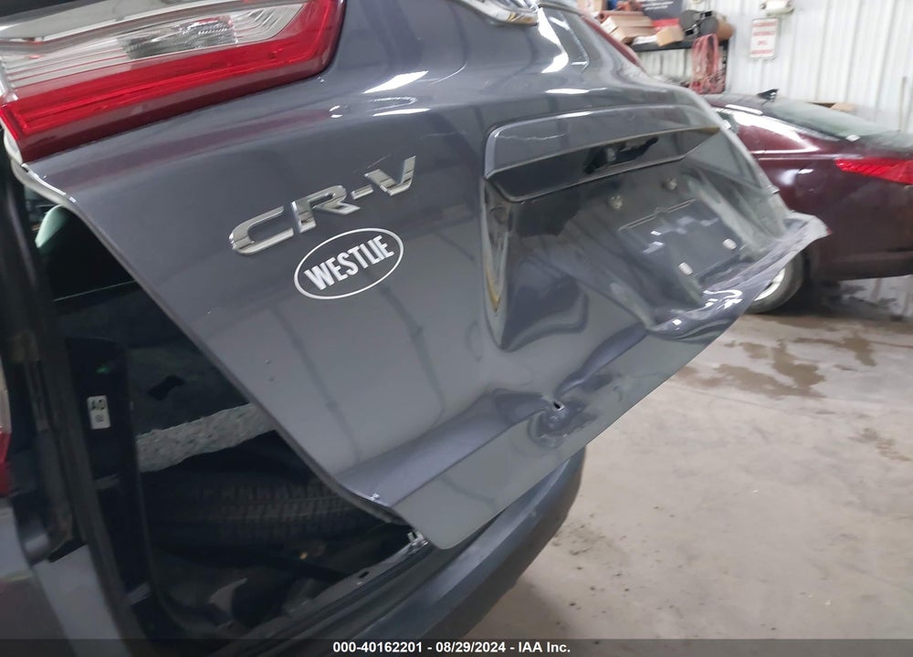 2018 HONDA CR-V TOURING VIN: 2HKRW2H97JH627304