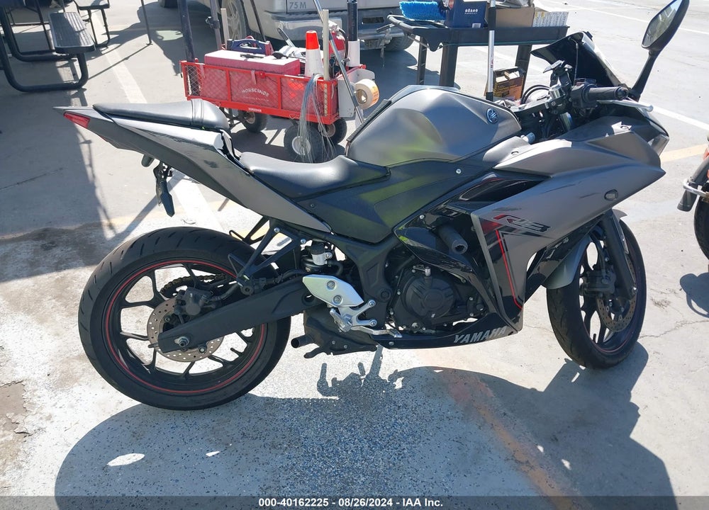 2016 YAMAHA YZFR3 VIN: MH3RH06Y8GK010272