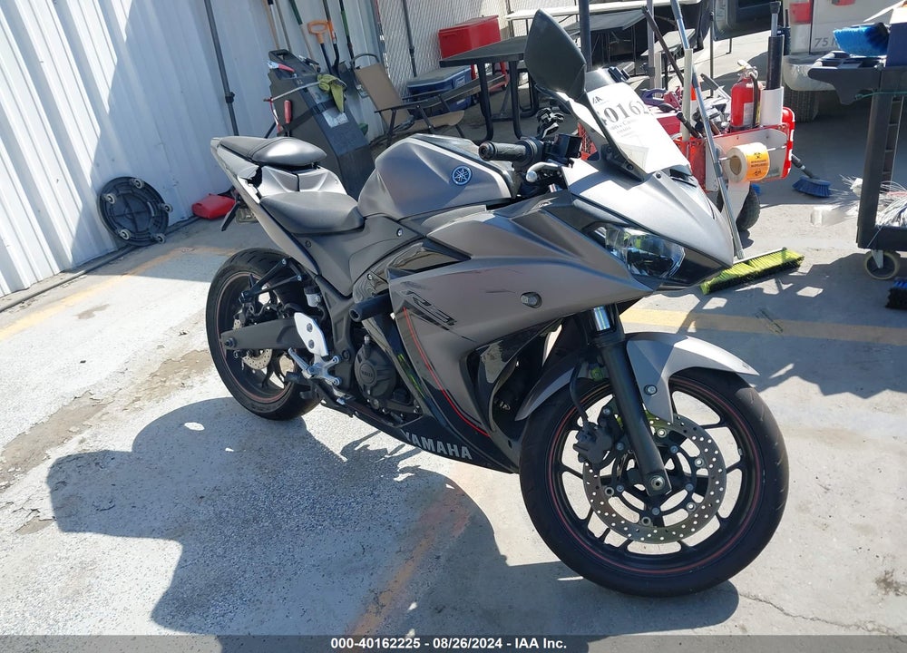 2016 YAMAHA YZFR3 VIN: MH3RH06Y8GK010272