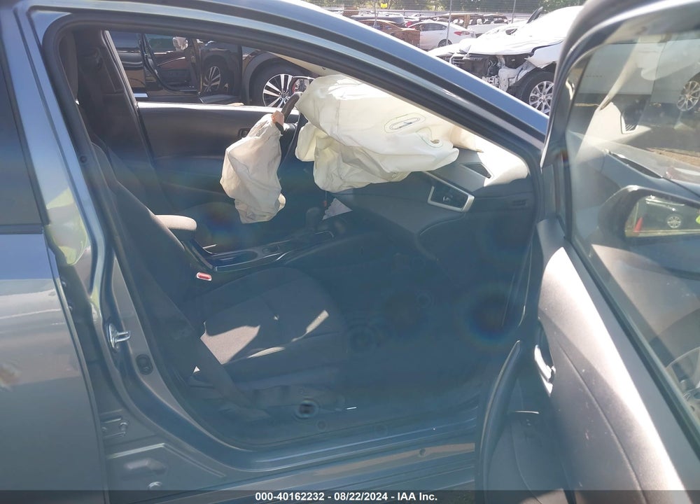 2021 TOYOTA COROLLA LE VIN: JTDEPMAE8MJ141420