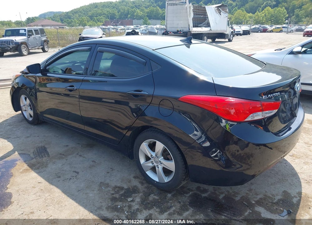 2013 HYUNDAI ELANTRA GLS VIN: 5NPDH4AE0DH327230