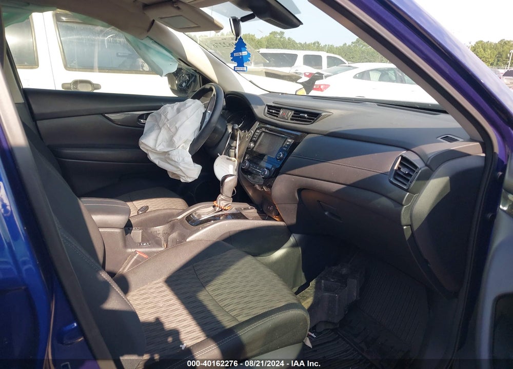 2019 NISSAN ROGUE SV VIN: 5N1AT2MT8KC753929