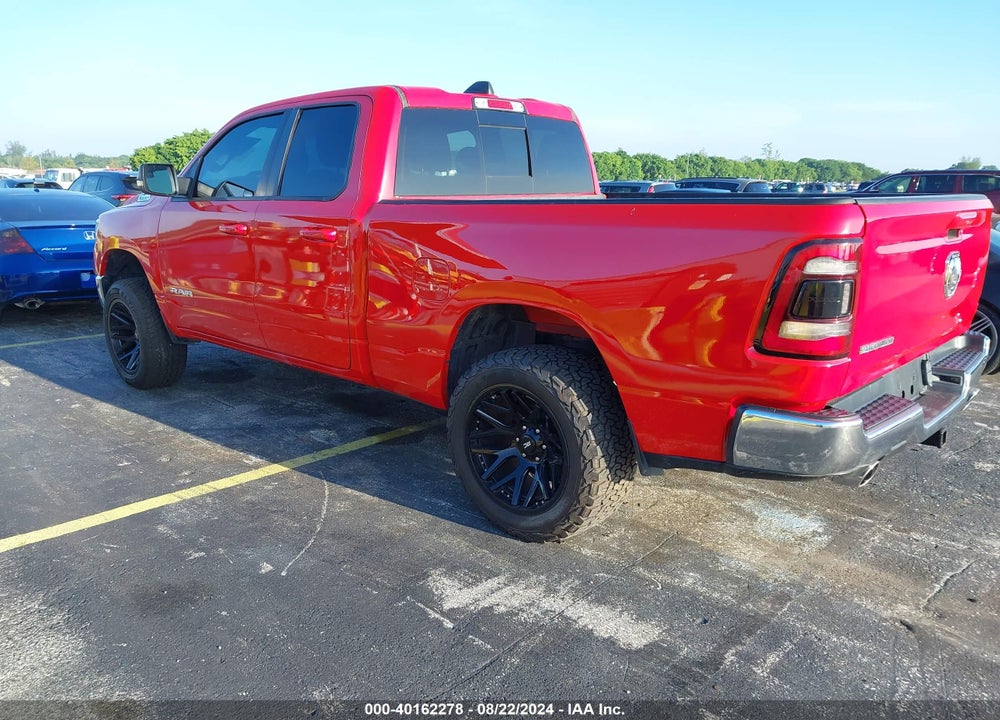 2021 RAM 1500 BIG HORN QUAD CAB 4X4 6'4 BOX VIN: 1C6SRFBT1MN688390