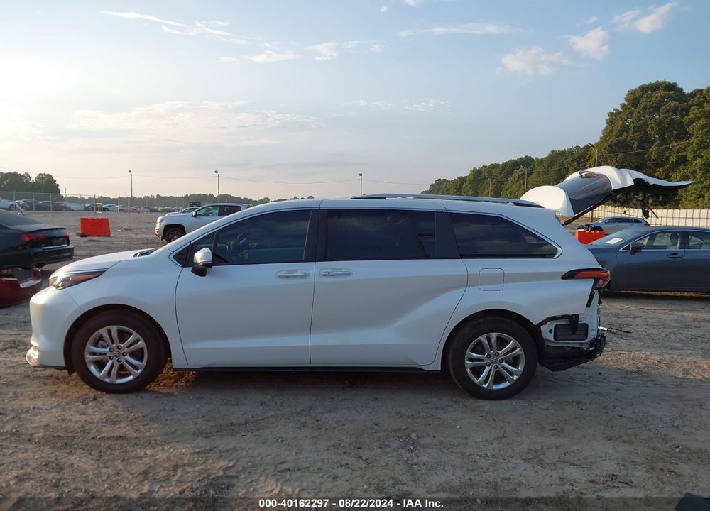 2024 TOYOTA SIENNA PLATINUM VIN: 5TDESKFC8RS108521