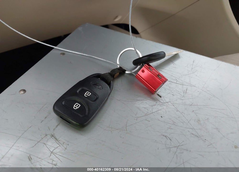2014 HYUNDAI ACCENT GLS VIN: KMHCU4AEXEU717858