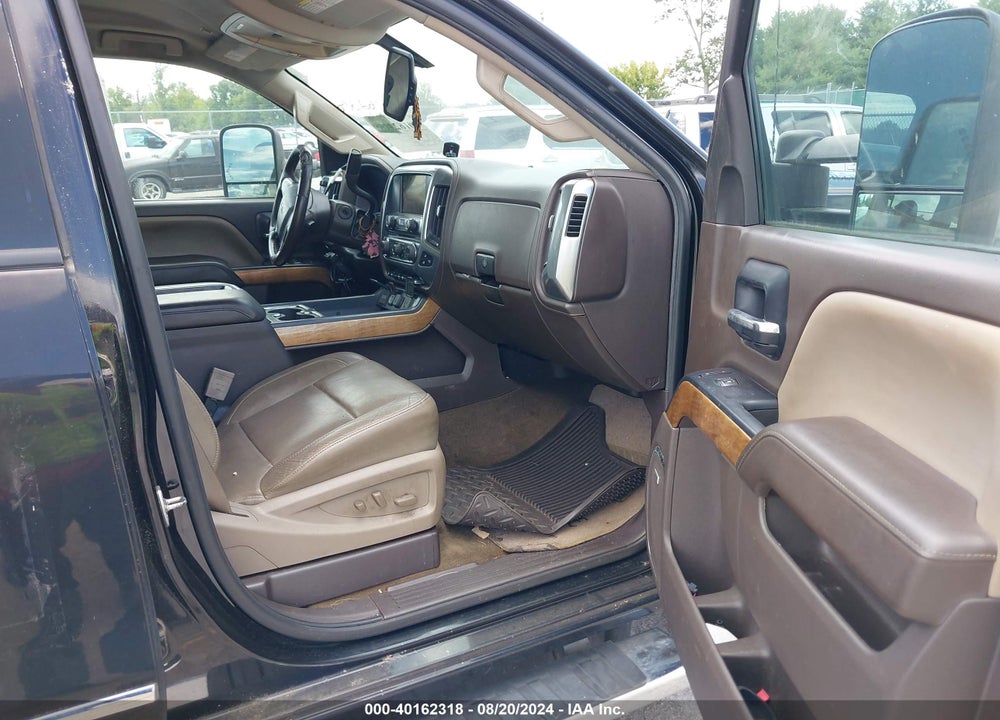 2015 CHEVROLET SILVERADO 3500HD LTZ VIN: 1GC4K0C83FF117980