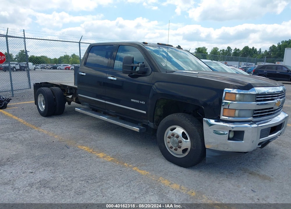 2015 CHEVROLET SILVERADO 3500HD LTZ VIN: 1GC4K0C83FF117980